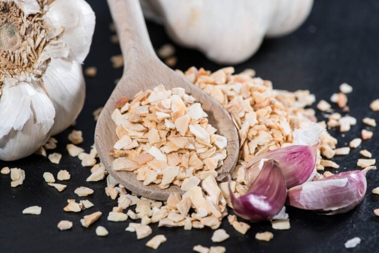 Greek Dried Garlik flakes